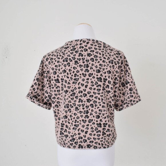 Animal Print  Poly/Spandex‎ Crop Blouse - Picture 3 of 10